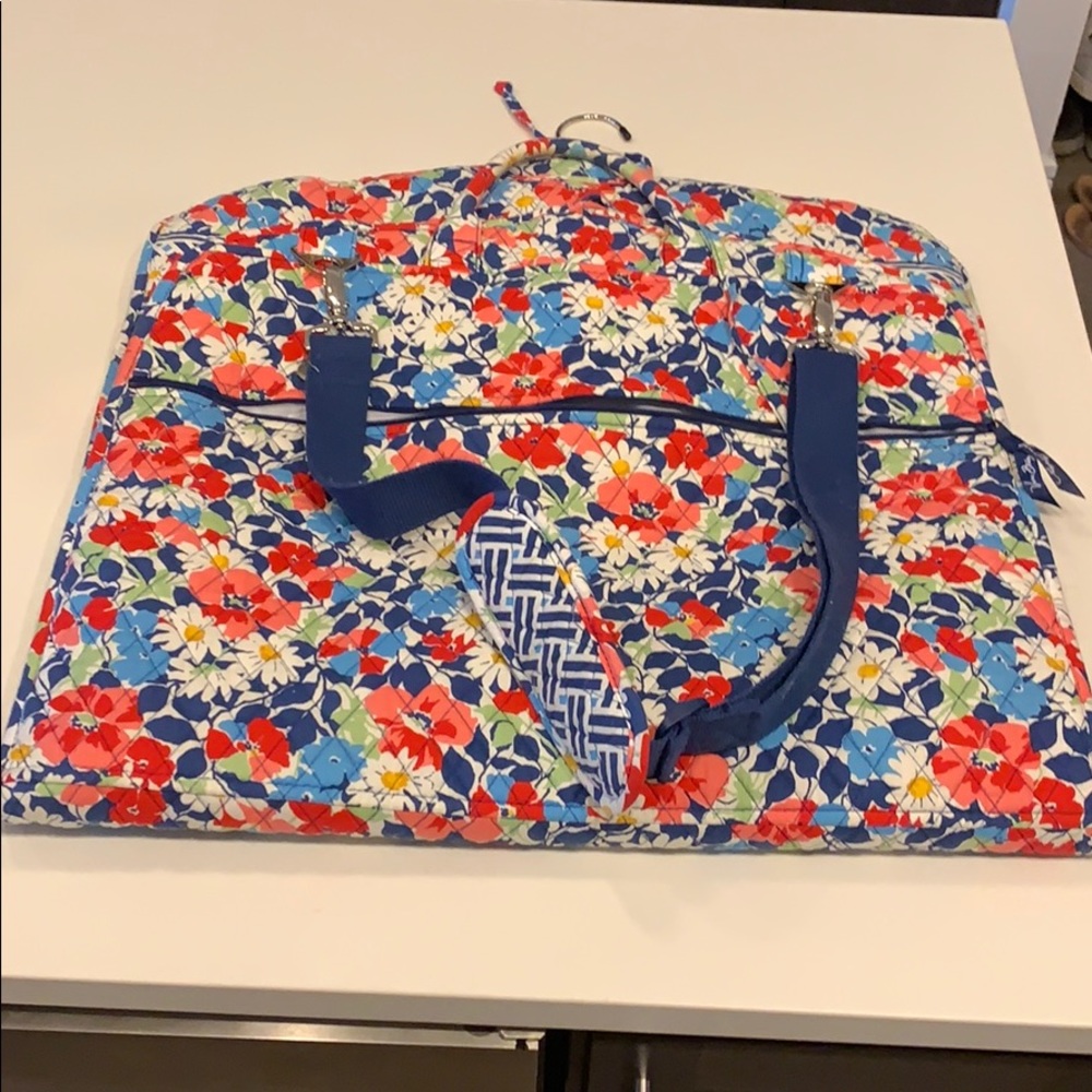 Vera Bradley Hanging Garment Bag in Summer Cottage